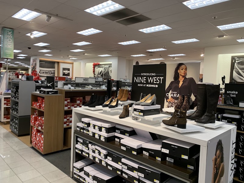 Women's shoes, wide selection