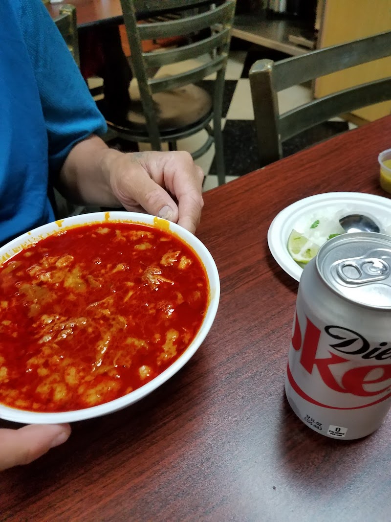 Hot bowl, fresh garnishes