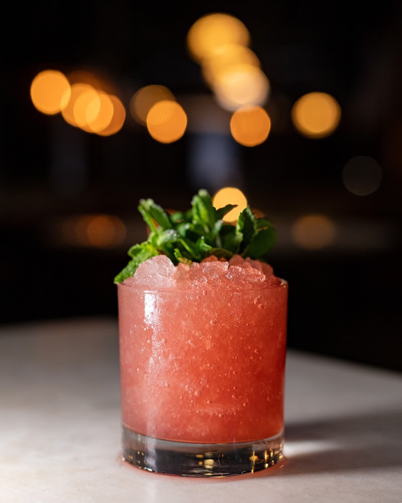 Craft cocktail, warm glow