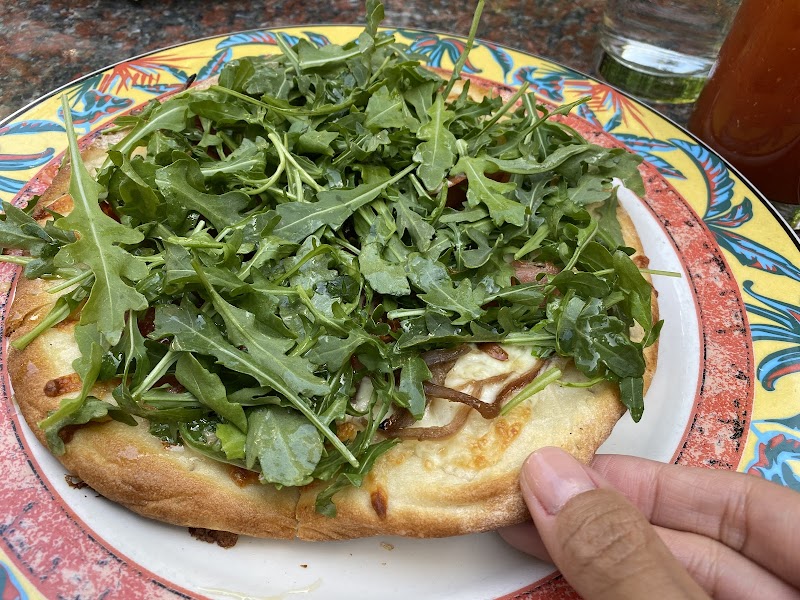 Arugula pizza, patio fresh