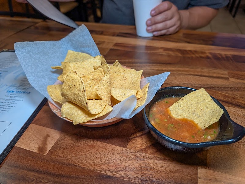 Free chips and salsa