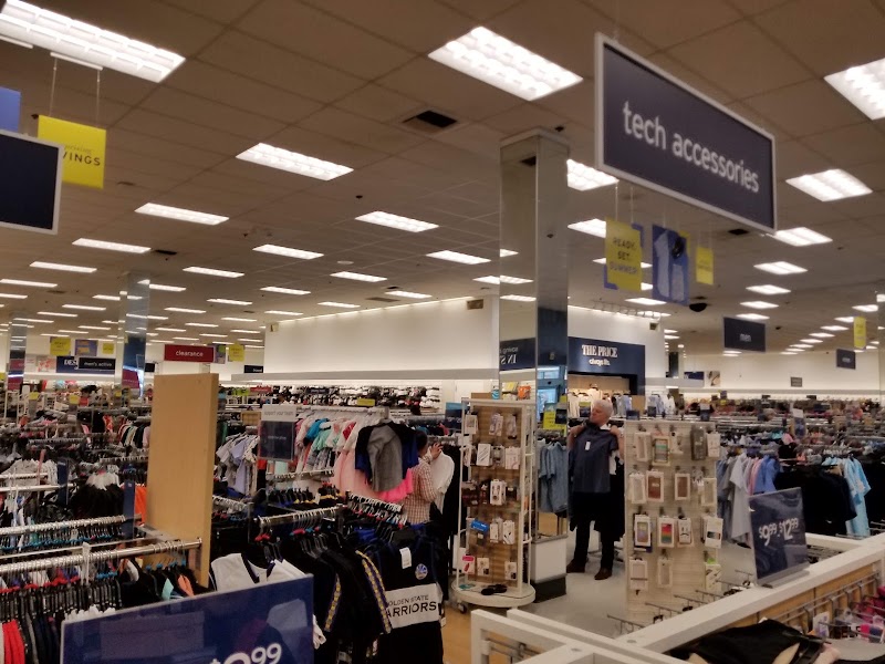 Wide clothing and accessories floor