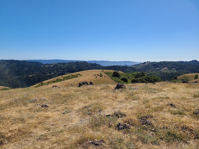 Sweeping ridgeline views ahead