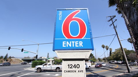 Camden Ave, Campbell location