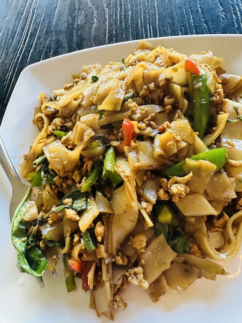 Wide rice noodle stir-fry