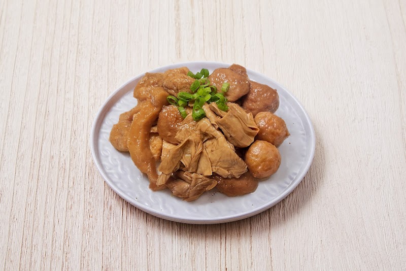 Braised tofu and meatballs