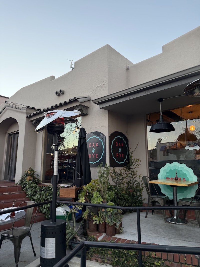 Cozy patio, downtown Los Gatos