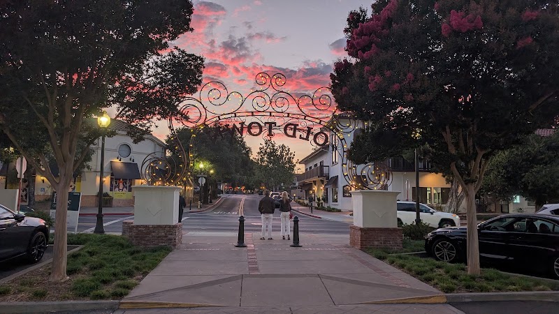 Sunset glow at Old Town