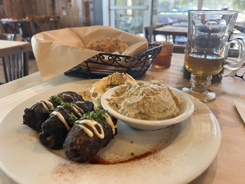 Falafel plate with hummus