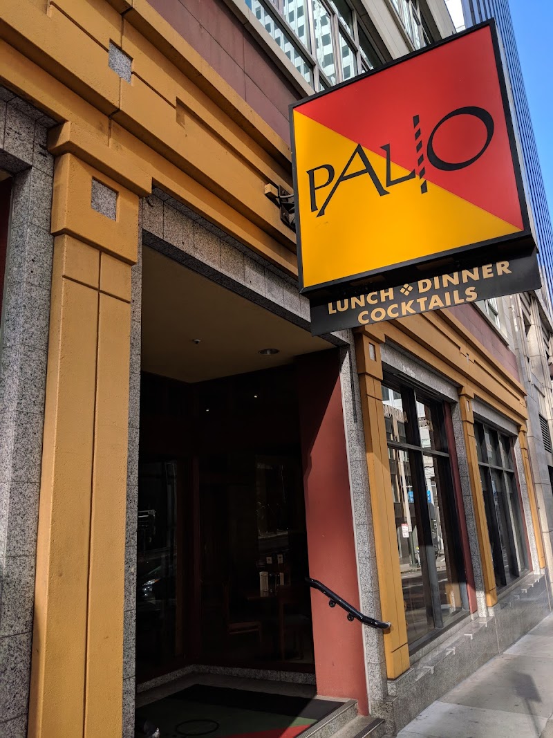 Sacramento Street entrance, lunch ready