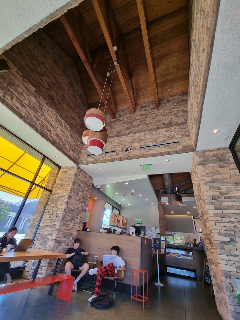 High ceilings open seating