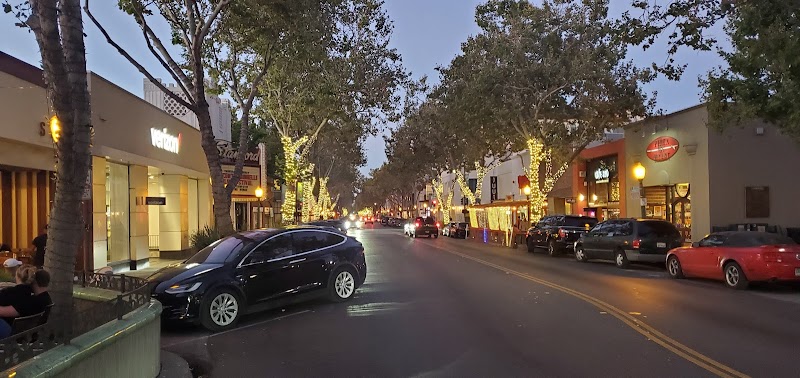 Downtown Palo Alto evening glow