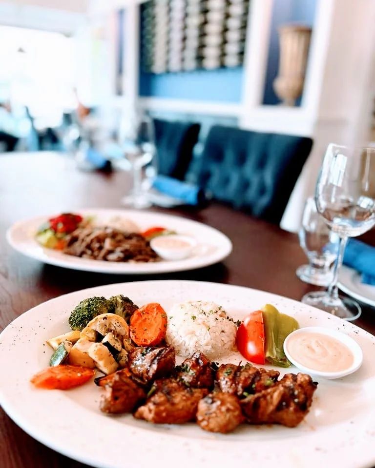 Grilled kebab plates served