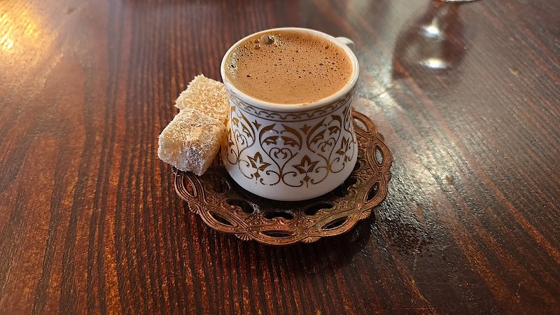 Turkish coffee with lokum