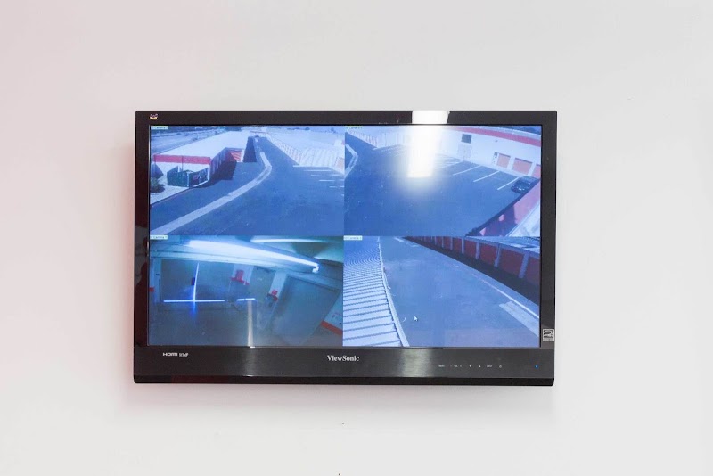 24/7 camera surveillance system