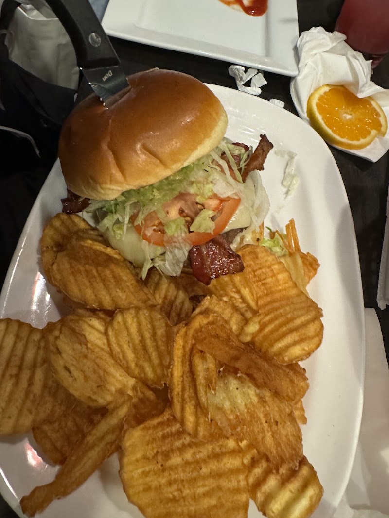 Loaded burger, crispy chips