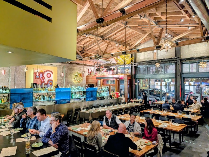 Lively dining room atmosphere