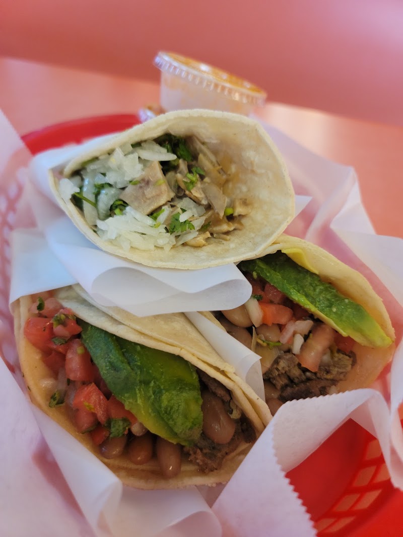 Loaded super tacos, fresh toppings