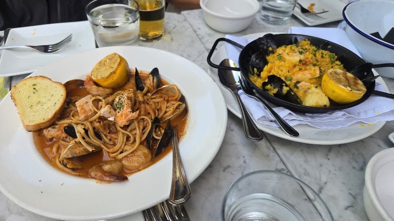 Linguine and paella duo