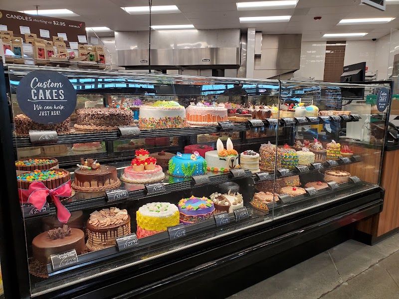 Custom cakes, endless variety