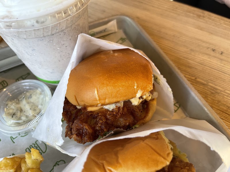 Crispy chicken sandwich, milkshake