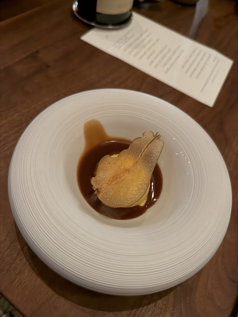 Caramelized pear, warm broth