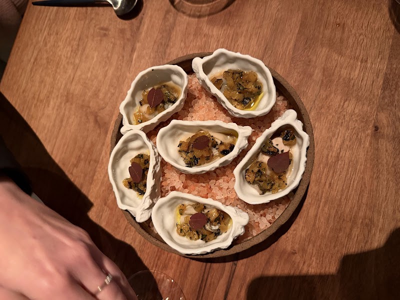 Dressed oysters on salt