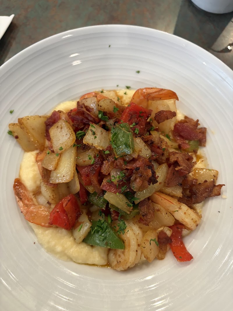 Creamy shrimp and grits