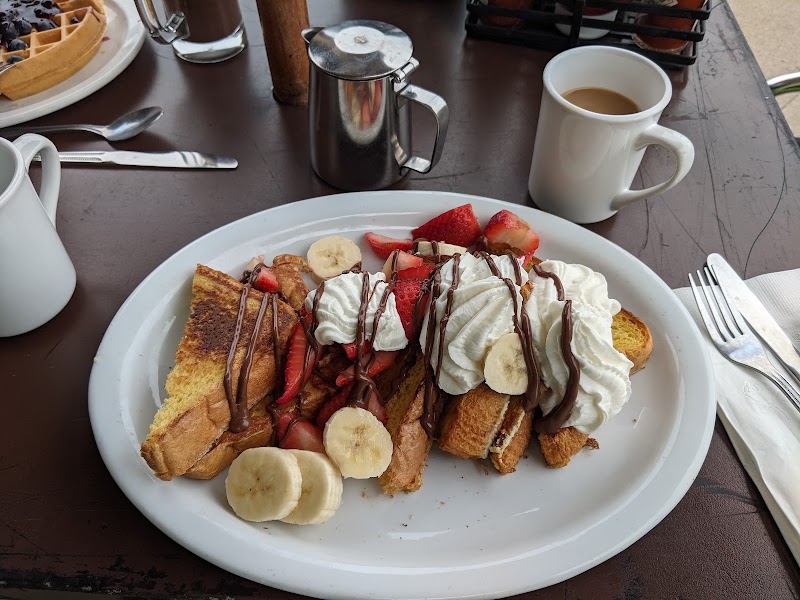 French toast, fruit, coffee
