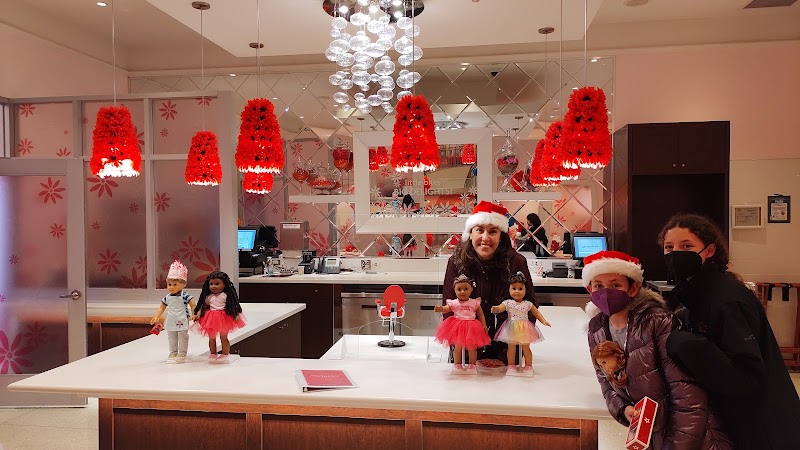 Festive holiday in-store experience