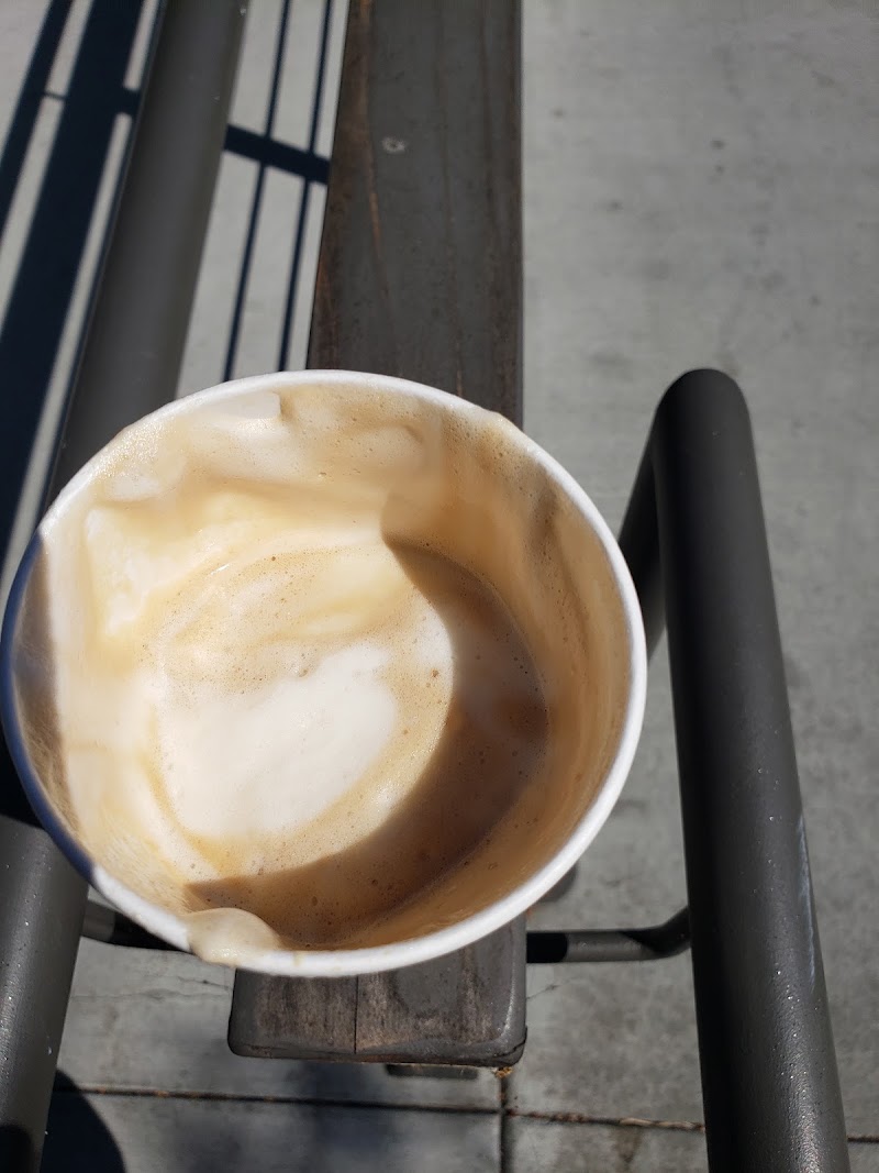 Latte art, outdoor seating