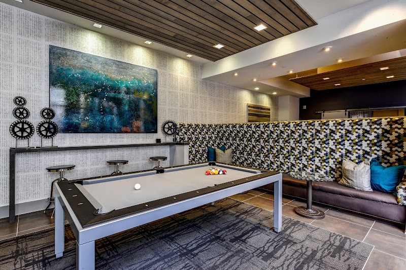 Game room, billiards lounge