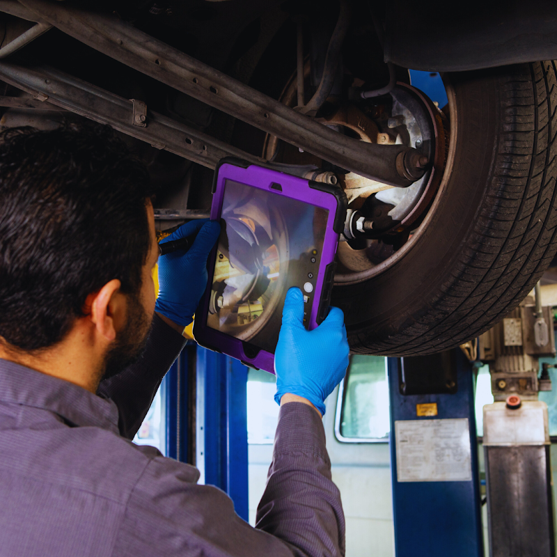 Digital inspection under vehicle