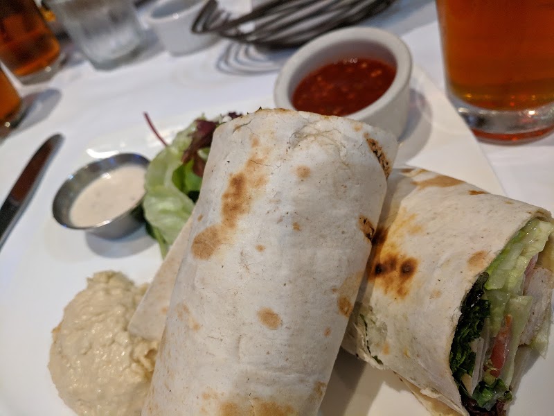 Grilled wrap with hummus