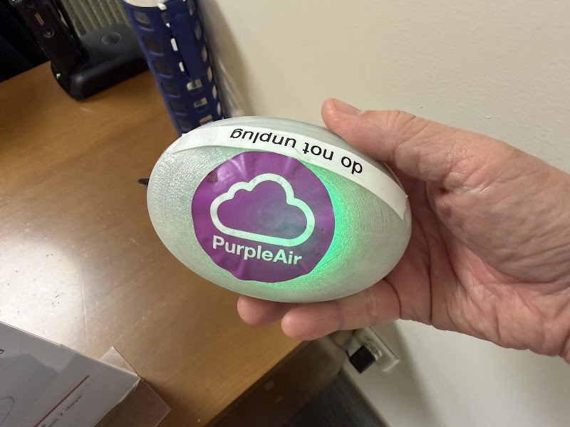 Clean air sensor active