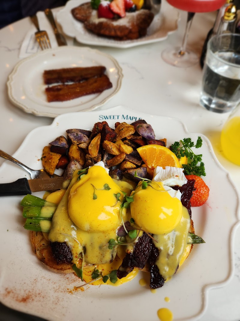 Eggs Benedict, heirloom potatoes