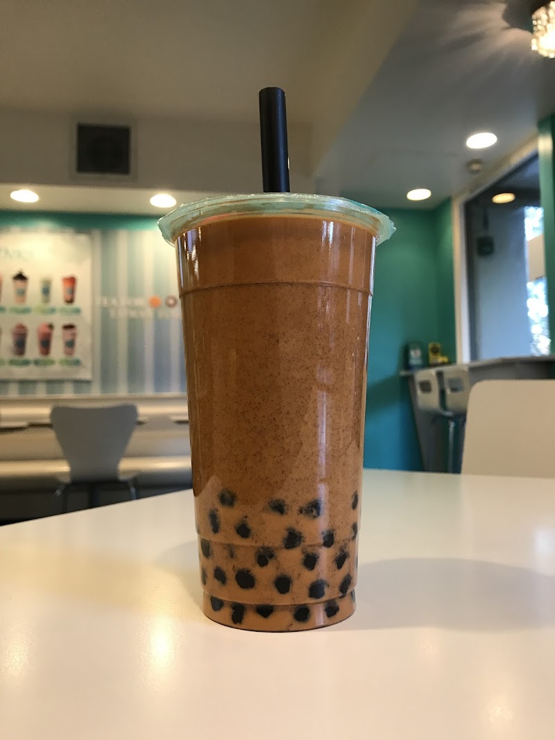 Classic boba milk tea