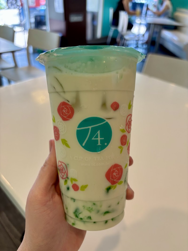 Jasmine pandan milk tea