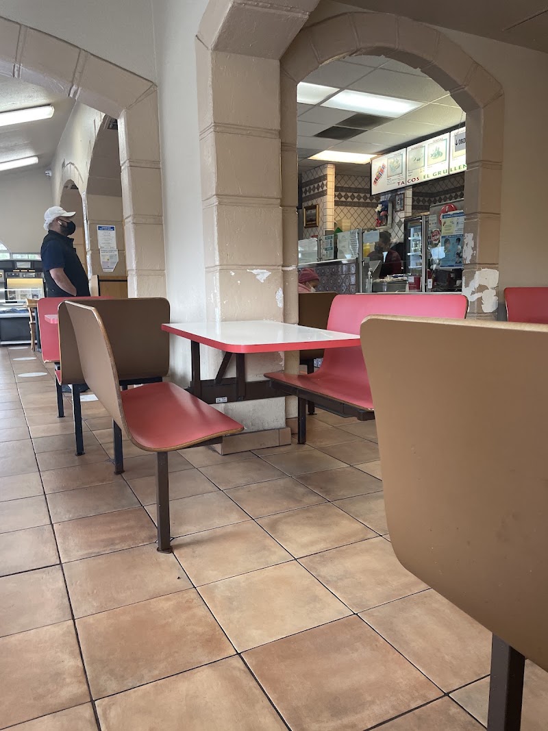 Casual dining, come as you are