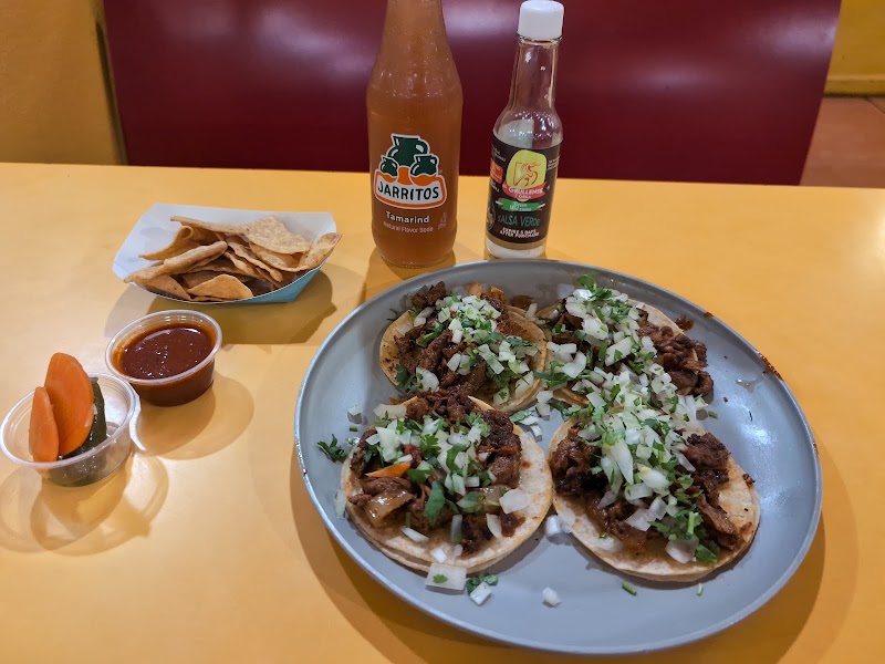 Birria tacos, chips, salsa