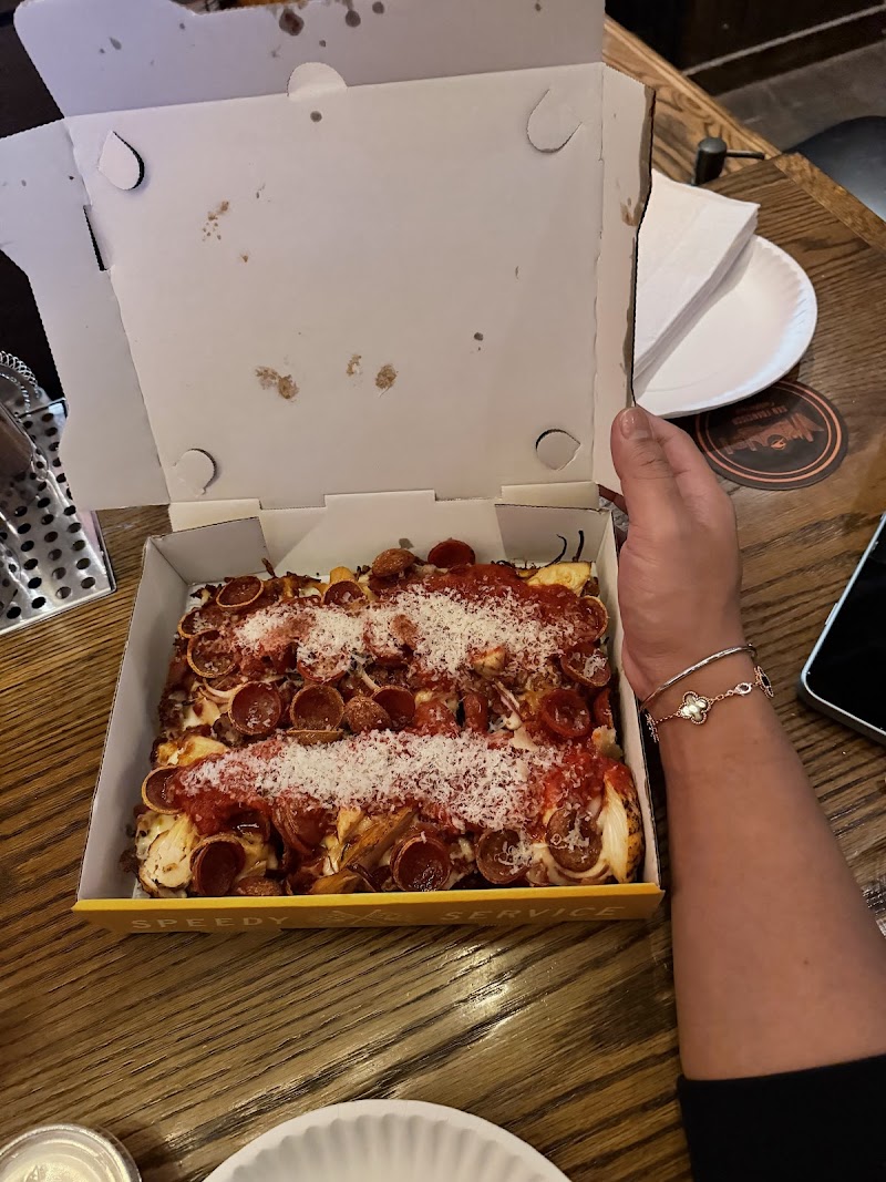 Detroit-style pizza delivered in