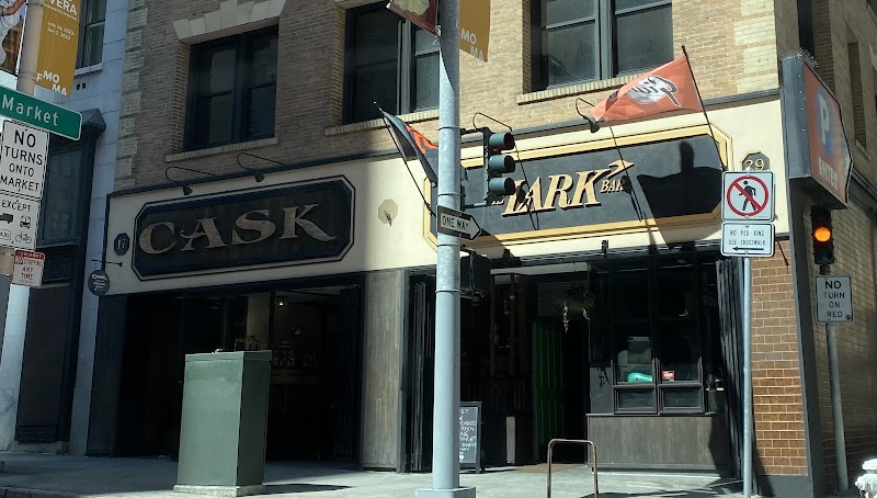 The Lark Bar entrance