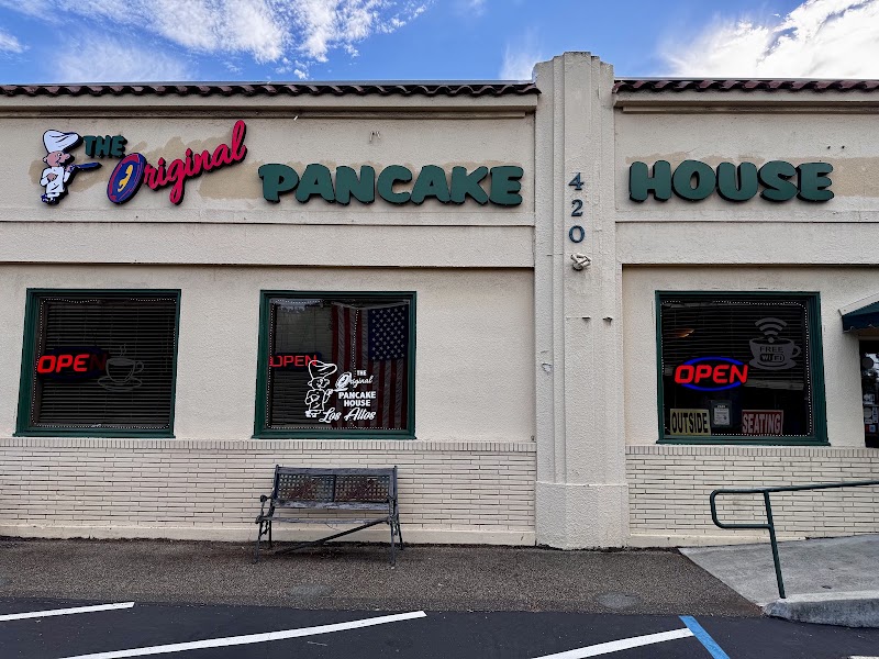 Classic storefront, always open