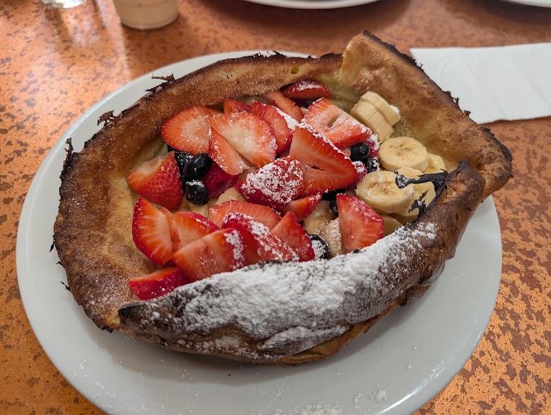 Fruit-filled Dutch baby