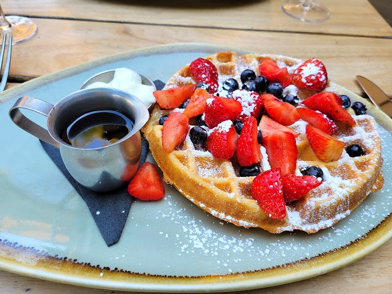 Fresh berry waffle, Sunday vibes