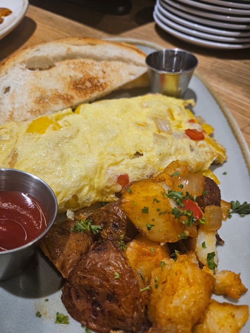 Hearty omelet with potatoes