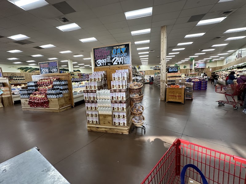 Spacious, well-organized aisles