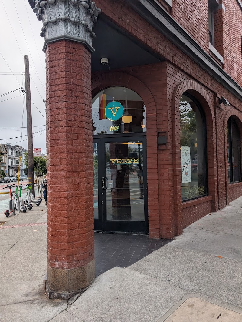 Welcoming corner entrance