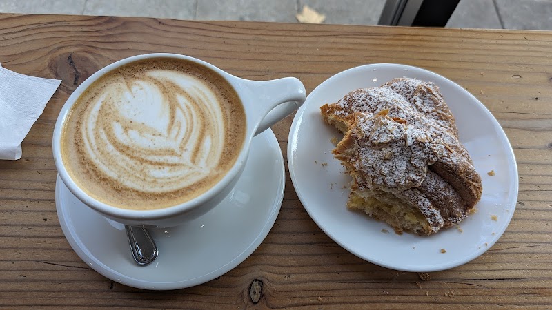 Coffee and pastry pairing