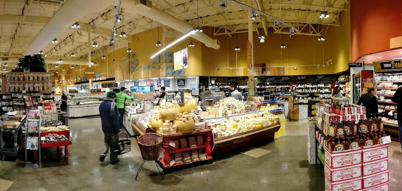 Spacious market floor selection